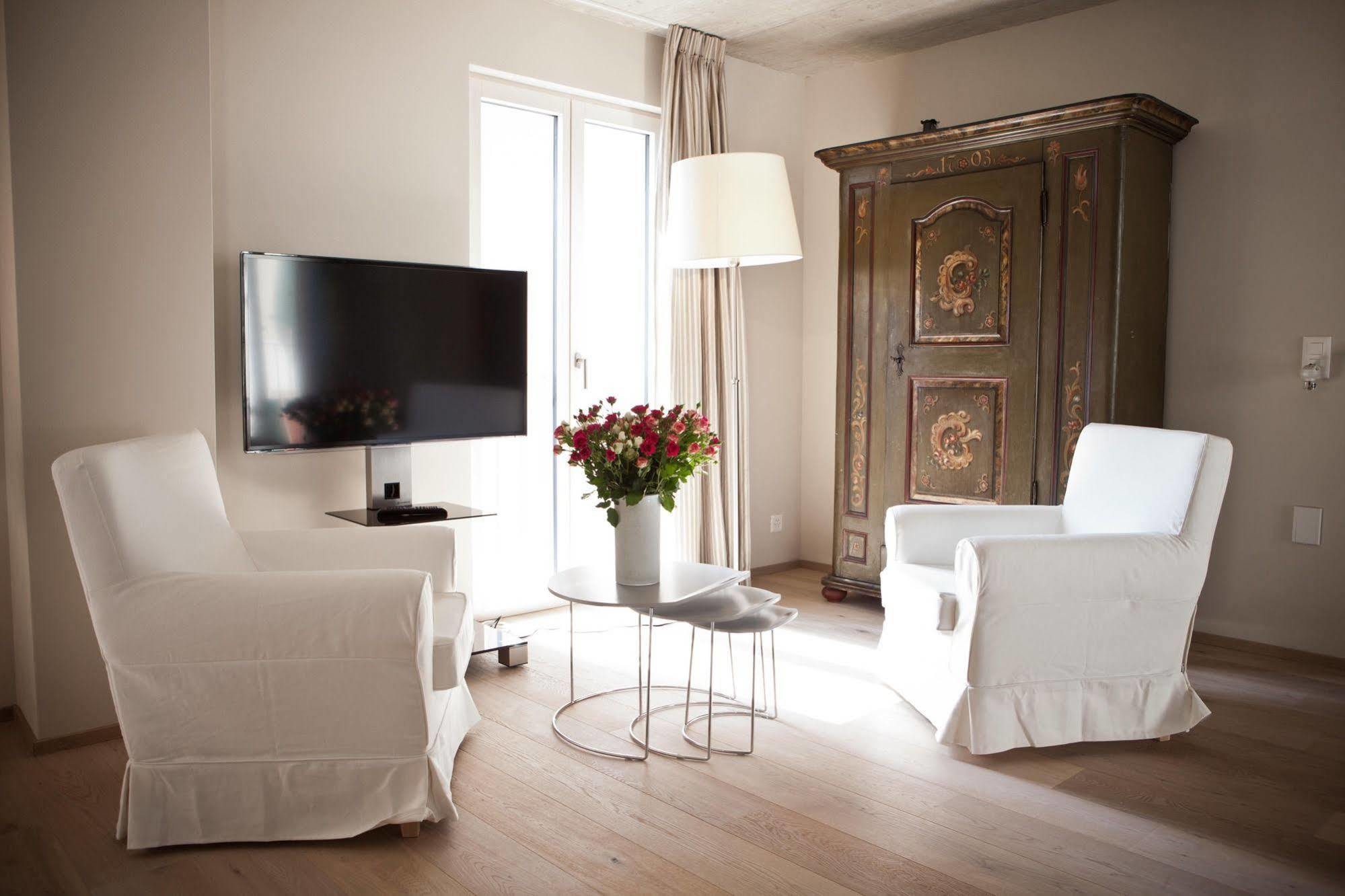Le Coq Chantant Studios D'Hotes & Boutique Hotel St-Livres Saint-Livres Eksteriør billede